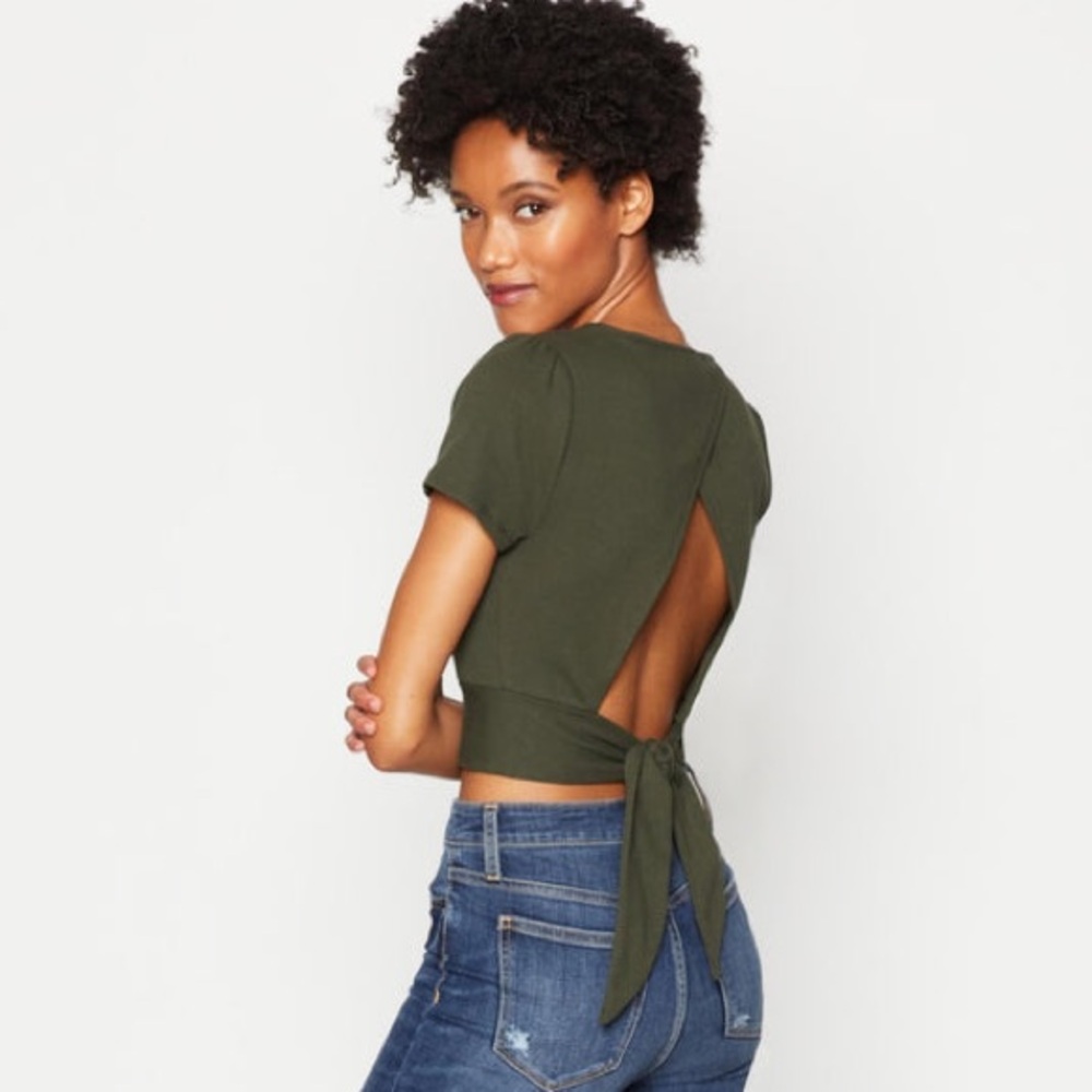 NWT BCBGeneration Cypress Green Elsie Tie-Back Crop Tee | Women’s Small